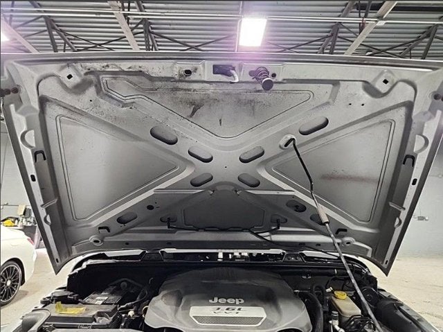 2013 Jeep Wrangler Unlimited Freedom Edition