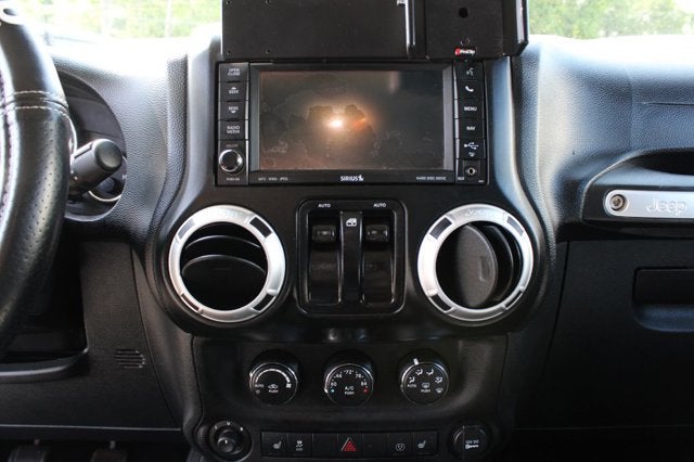 2013 Jeep Wrangler Sahara