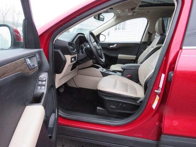 2020 Ford Escape Titanium