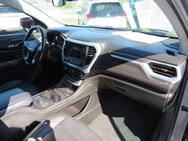 2020 GMC Acadia SLT