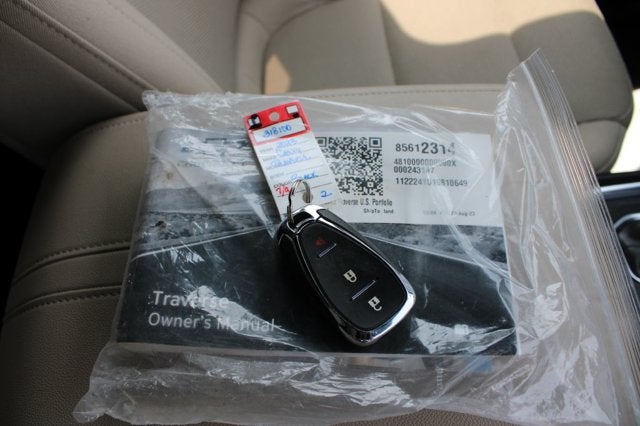 2023 Chevrolet Traverse LS