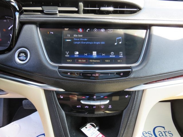 2017 Cadillac XT5 Luxury AWD
