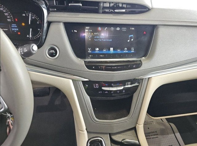 2018 Cadillac XT5 Luxury AWD