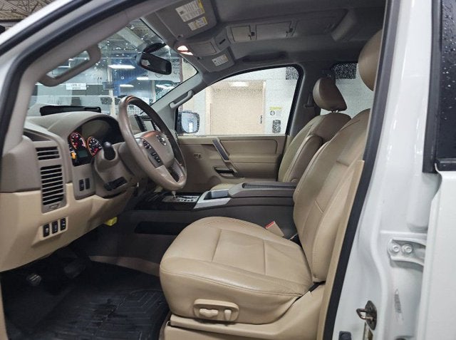 2014 Nissan Titan SL