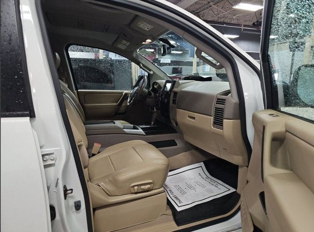 2014 Nissan Titan SL