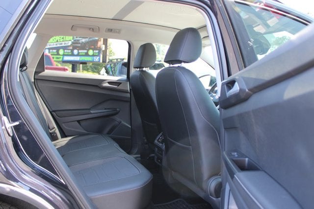 2025 Volkswagen Taos SE Black
