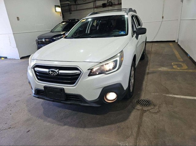 2018 Subaru Outback 2.5i's photo