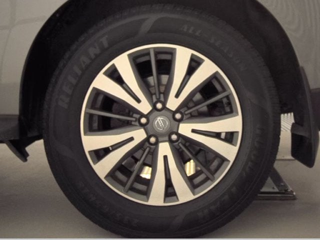 2020 Nissan Pathfinder S