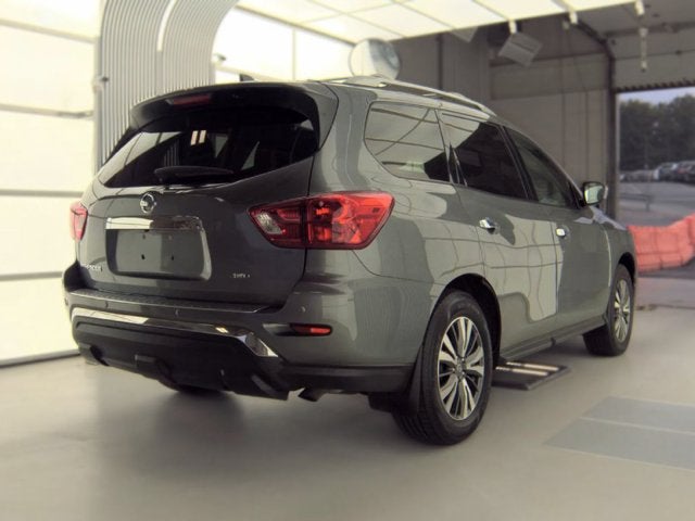 2020 Nissan Pathfinder S