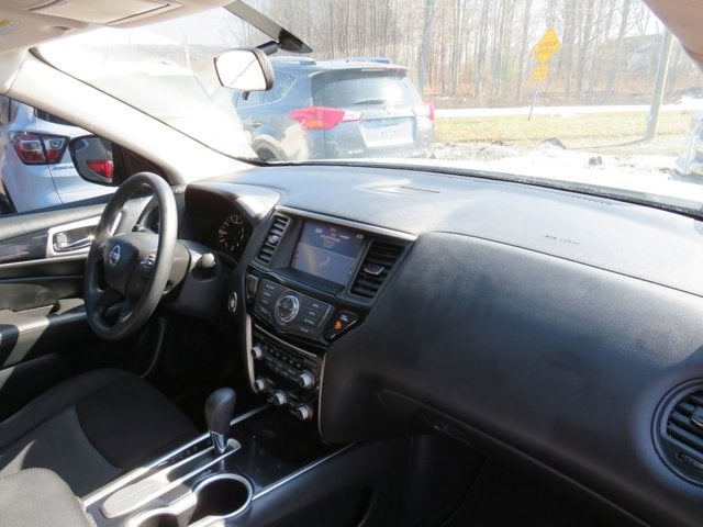 2019 Nissan Pathfinder S