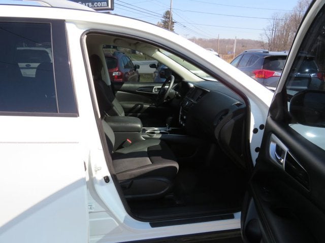 2019 Nissan Pathfinder S