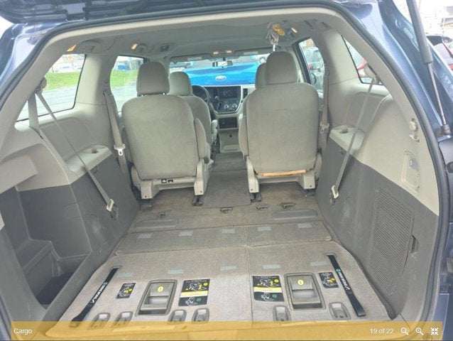 2015 Toyota Sienna L