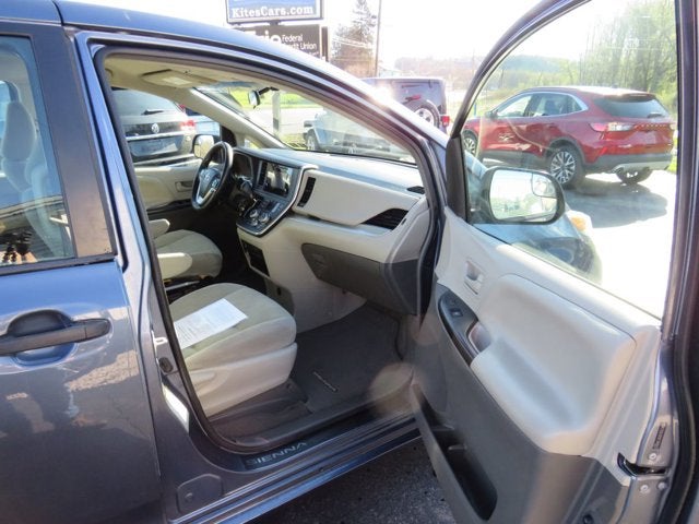 2015 Toyota Sienna L