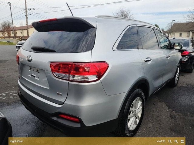 2016 Kia Sorento LX