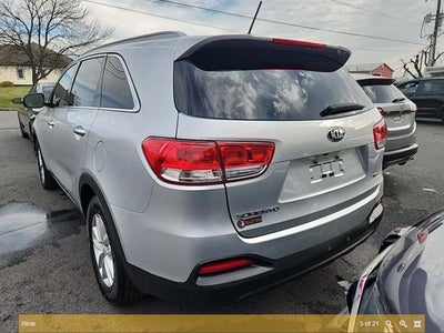 2016 Kia Sorento LX