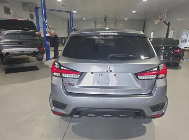2020 Mitsubishi Outlander Sport SE