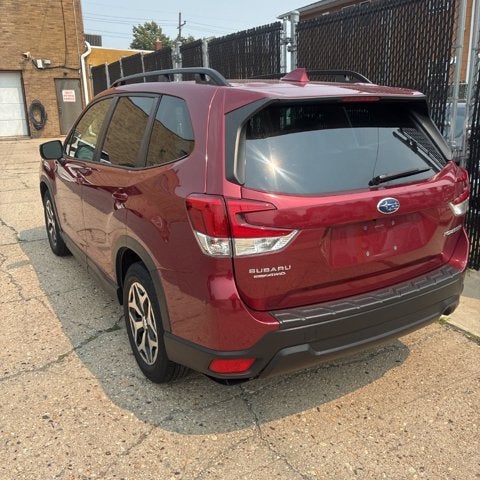 2023 Subaru Forester Premium