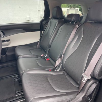 2022 Kia Carnival LXS