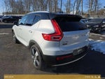 2020 Volvo XC40 Momentum