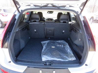 2020 Volvo XC40 Momentum